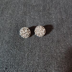 Plunder Designs Elegant Silver Stud Earrings
